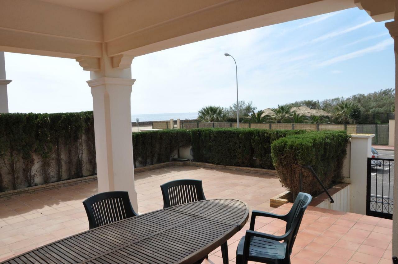 Villa Canela With Heated Pool, Piscina Climatizada Isla Canela Exteriör bild